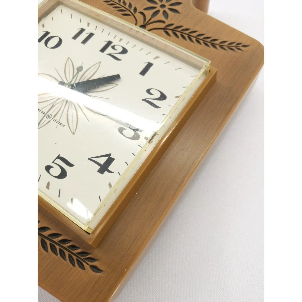 General Electric Wall Clock Brown Vintage 2146 Cutting Board Kitchen MCM USA